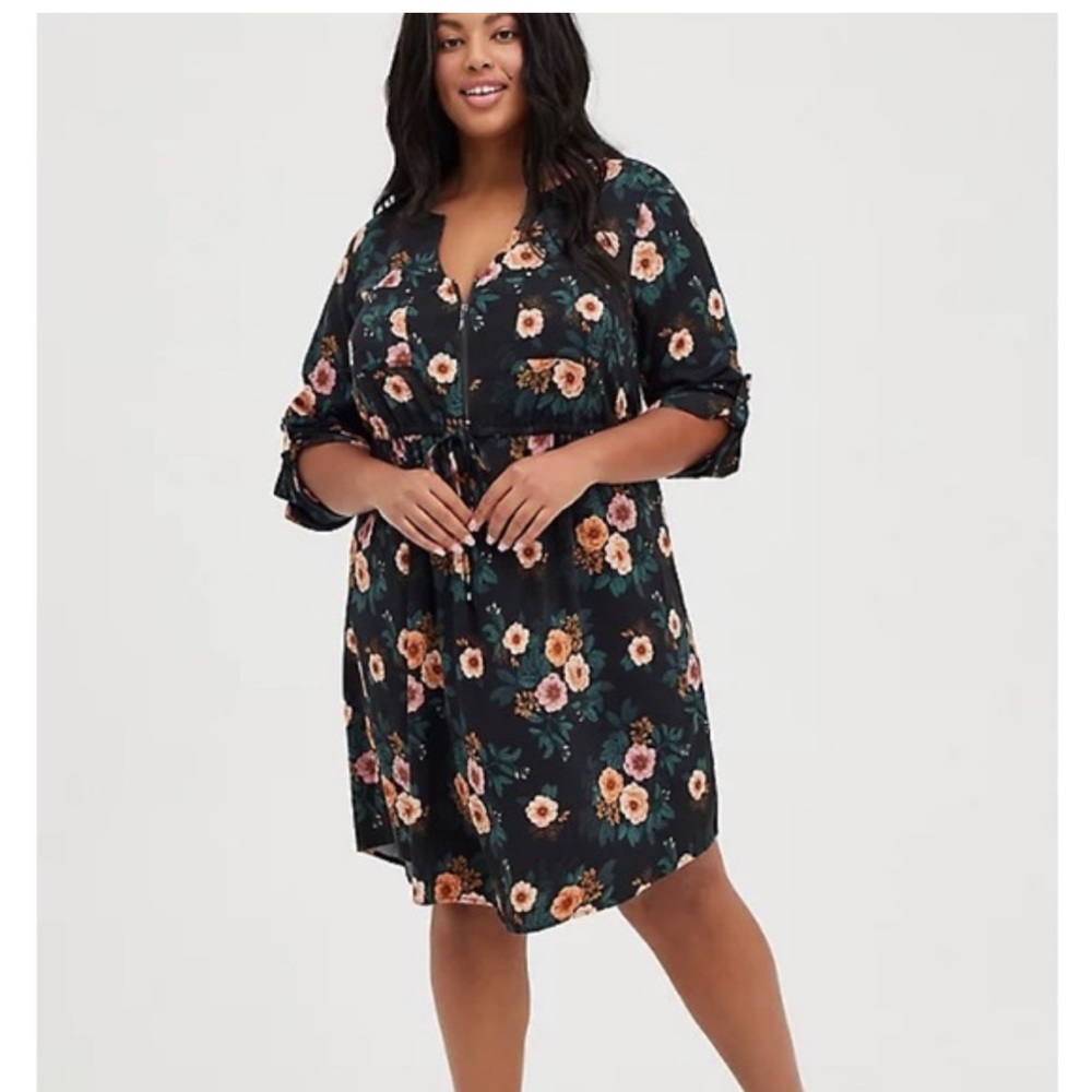 Torrid Soft Lightweight Half Zip Front Black Floral Shirt Dress 1X Plus
